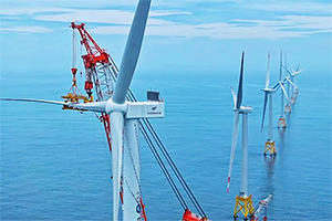 Chinezii au stabilit un nou record, având nevoie de doar 24 de ore pentru instalarea celei mai puternice turbine eoliene din lume