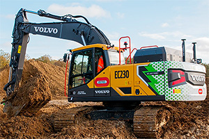 (VIDEO) Volvo a pus în operare primul excavator electric de 23 de tone din Franţa, încercând să convingă clienţii sceptici