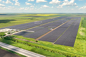 România a atins o producţie record de 1.000 MW a energiei de la panouri fotovoltaice din parcurile mari