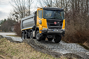 Producătorul ceh Tatra a lansat noua generaţie a camionului Phoenix, păstrând sistemul său legendar de tracţiune