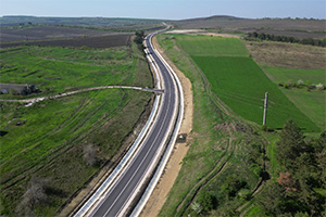 Trei drumuri noi, de 111 km lungime totală, vor fi reabilitate la standarde europene în Moldova