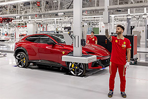 Ferrari vrea să rezolve problema pierderii performanţei bateriilor electrice la modelele hibrid şi electrice şi devalorizării lor prin programe pe zeci de ani înainte