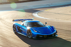 (VIDEO) Koenigsegg Jesko, supercar-ul suedez cu motor V8 de 1.600 CP fără sisteme hibride, a marcat un nou record mondial pe circuitul Laguna Seca din SUA