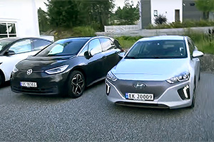 (VIDEO) Un youtuber din Norvegia a comparat degradarea bateriilor unui VW ID3 şi a unui Hyundai Ioniq electric după 4 şi 8 ani de exploatare, cu un rezultat neaşteptat