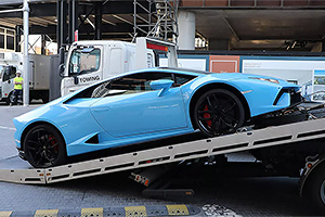 Poliţia din Australia a sechestrat un Lamborghini de la un proprietar asistat social cu alocaţii pentru şomaj