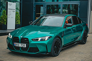 Bine ai venit, maşină de vis! A venit acel moment în viaţă pentru o maşină iraţională, dar genială, BMW M3 Competition xDrive