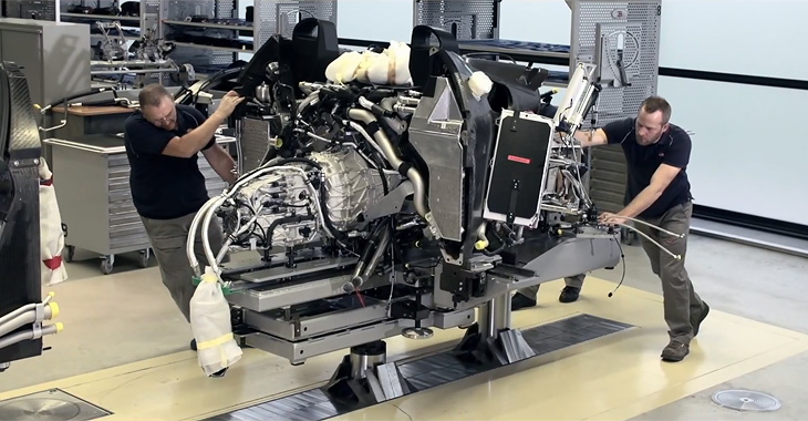 Iată cum a fost produs ultimul Bugatti Veyron La Finale! (Video)