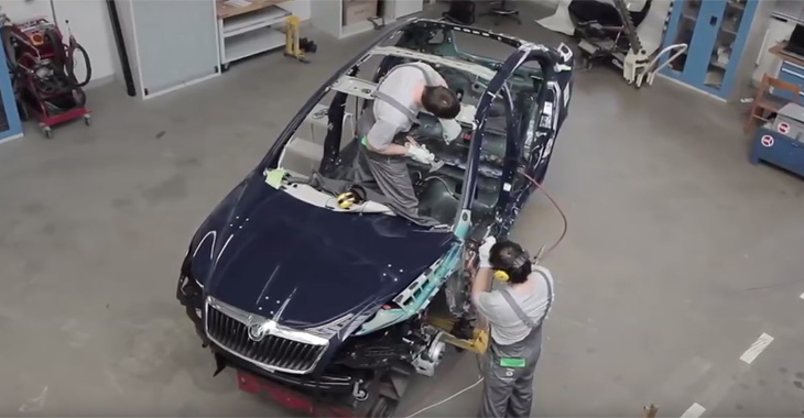 Testat în accident: Reparaţie profesionistă versus reparaţia de garaj! (Video)
