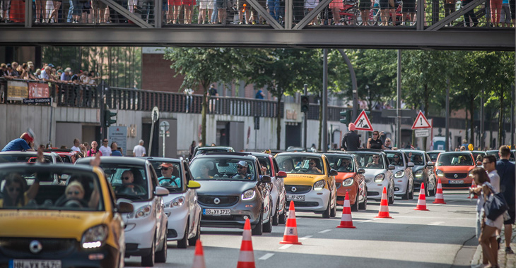 În Germania a avut loc cea mai mare paradă de automobile smart!