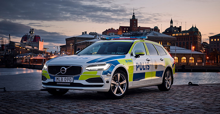 Noul Volvo V90 este cel mai bun automobil al poliţiei suedeze! (Video)