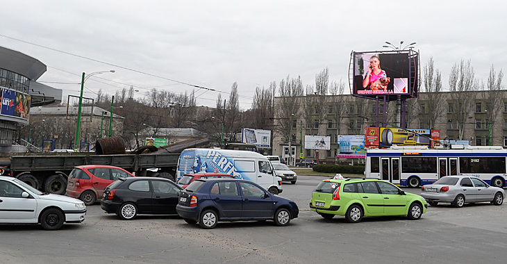 Automobilele mai vechi de 7 ani nu vor putea fi importate în Moldova!