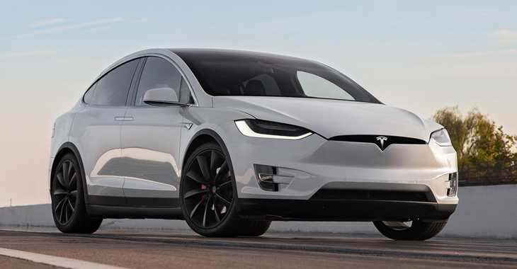 Tesla Model X: vezi cu ce dificultăţi se confruntă SUV-ul electric iarna! (Video)