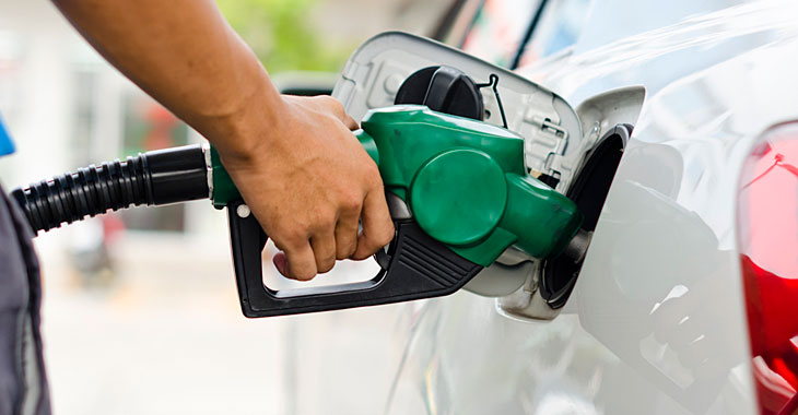În anul nou cu preţuri majorate! ANRE a anunţat noi preţuri plafon pentru carburanţi!