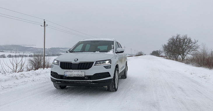 Automobilele redacţiei: dificultăţi în alegerea anvelopelor de iarnă pentru Skoda Karoq şi ţinuta pe zăpadă