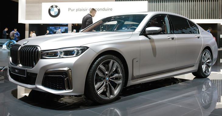 GENEVA 2019: BMW M760Li combină perfect eleganța și sportivitatea