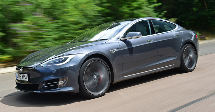Tesla lansează actualizări ample pentru Model S și Model X: electromobilele vor avea o autonomie mai mare