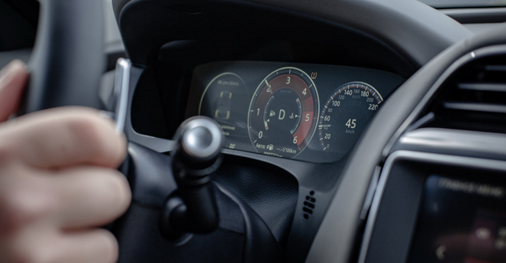 Jaguar Land Rover dezvoltă un sistem revoluționar de siguranță activă cu notificări tactile pentru șofer