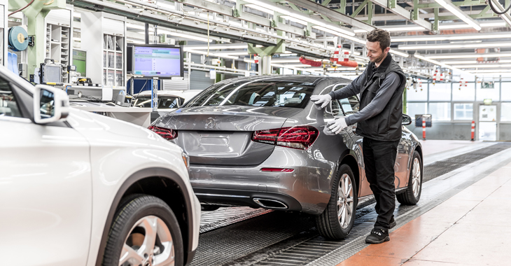 Mercedes-Benz anunță startul producției sedanului A-Class la uzina din Rastatt