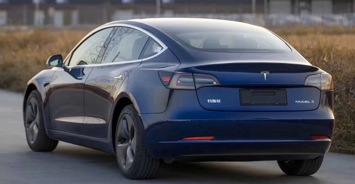 Primele unităţi Tesla Model 3 produse la noua uzină a americanilor din China au fost livrate proprietarilor