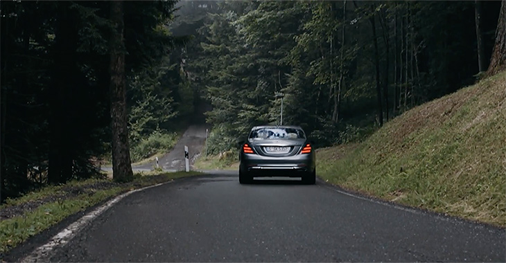 (VIDEO) Cel mai subapreciat spot video al precedentului Mercedes-Benz S-Class şi povestea sa