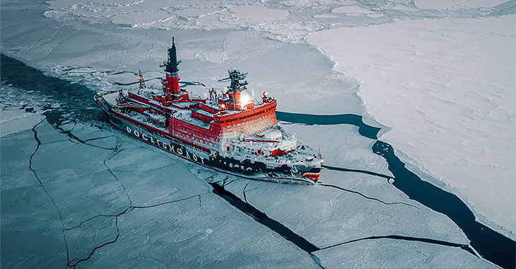 (VIDEO) Cineva a însoţit timp de 7 zile două nave spărgătoare de gheaţă, de 75,000 CP, pentru a le filma în acţiune în zonele arctice