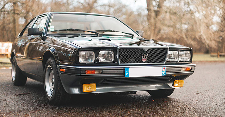Un Maserati Biturbo de colecţie, unul din 722 produse, scos la vânzare la preţ de Dacia Logan în dotări de bază