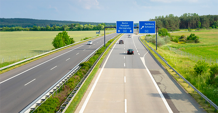 Istoria neştiută a recordului de viteză pe autostrăzile din Germania, marcat tocmai în 1938, fără a fi doborât până în prezent