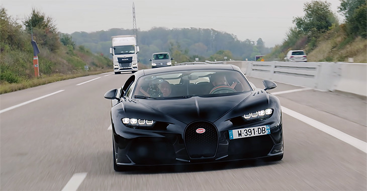 (VIDEO) Ce poţi face cu un Bugatti Chiron în viaţa reală, prin trafic pe drumuri publice şi condiţii meteo neprielnice