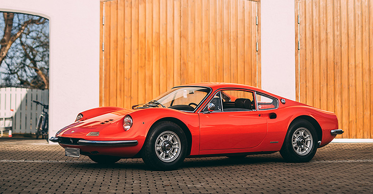 Un Ferrari cu motor de 2.0 litri, care ajunge să coste azi o avere, într-un exemplar fascinant, scos la vânzare în Franţa