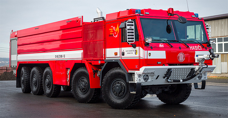 Acesta e cel mai capabil camion de pompieri Tatra, cu tracţiune 10x10, care poate înainta aproape oriunde