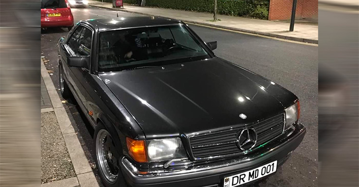 Pasiune fără hotare a unui om din Moldova, care şi-a luat Mercedesul clasic cu numere de Drochia în Marea Britanie