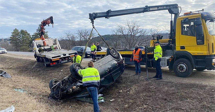 Din cauza oboselii şi a drumului lung, o şoferiţă din Ucraina a ajuns într-un accident astă-dimineaţă pe traseul M1 din Moldova