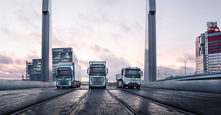 Volvo Trucks inaugurează în Belgia prima sa fabrică de baterii şi spune că în 8 ani jumătate din camioanele vândute vor fi electrice