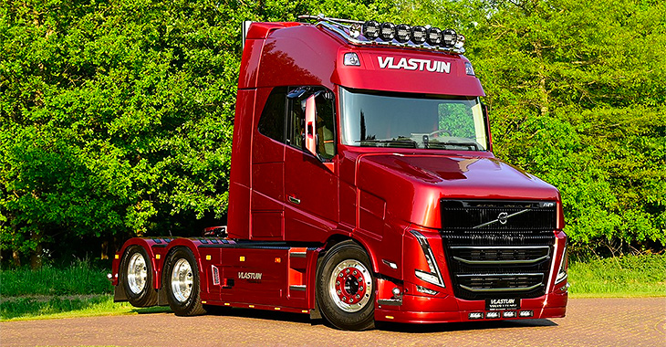 (VIDEO) Acesta e noul Volvo VT5 Vlastuin, un camion suedez cu capotă, modificat în Olanda