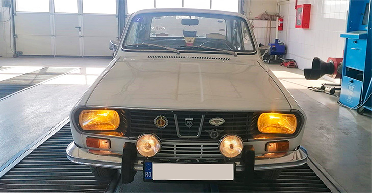 Această Dacia 1300 din România e stare excelentă şi azi şi face distanţe lungi fără probleme
