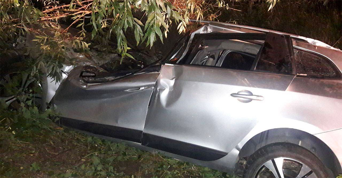 Accident grav, produs aseară pe un traseu din Hânceşti cu un Renault Megane condus de o tânără fără permis