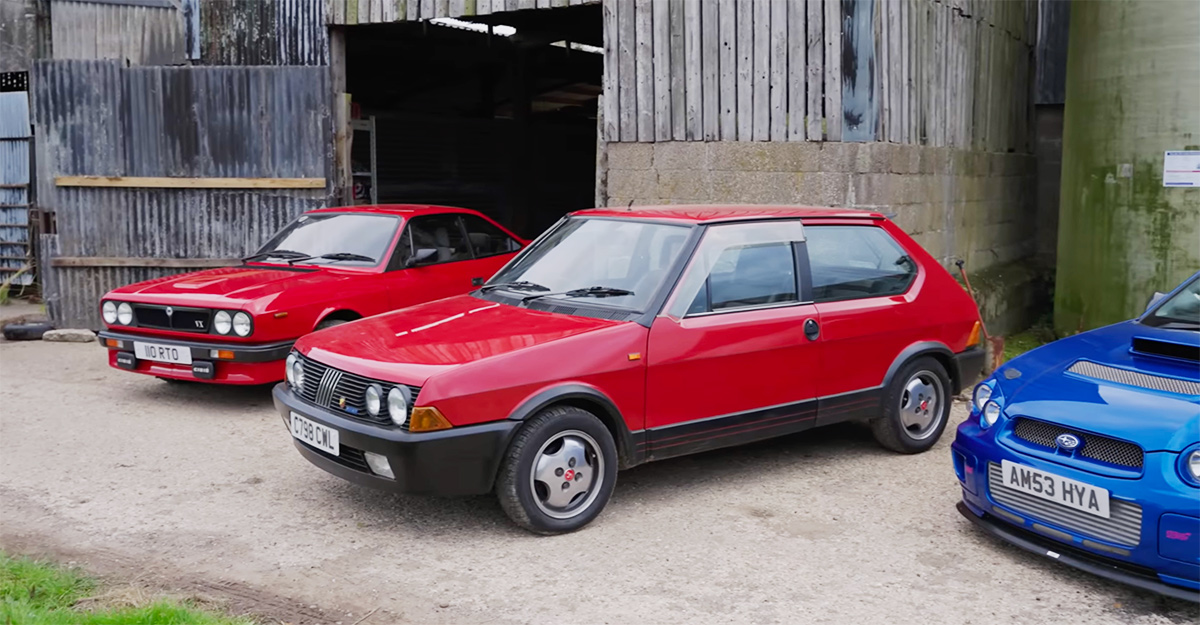 (VIDEO) Cum arată colecţia de maşini renumite din anii 80 şi 90, ţinută în hangarele unei ferme din Marea Britanie, care aparţine unui fost poliţist