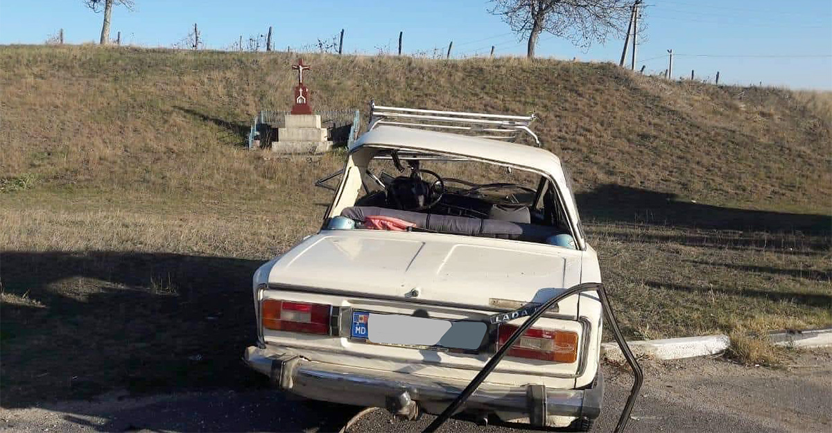 Accident deosebit de grav între o Lada şi un Mercedes Sprinter pe traseul Leuşeni-Chişinău