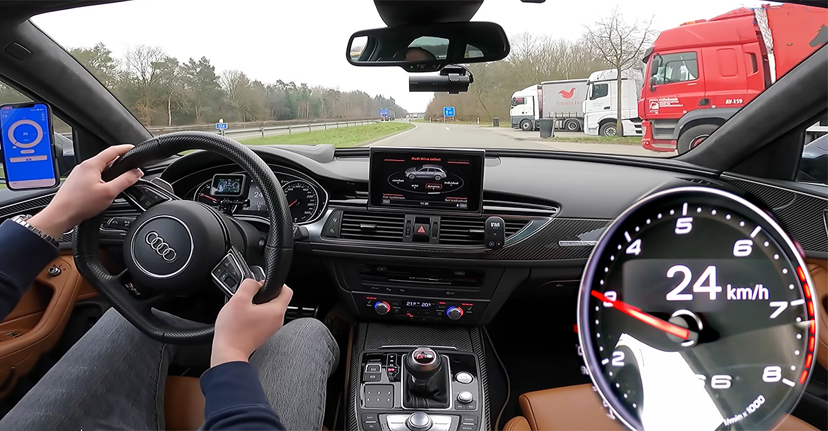 (VIDEO) Un Audi RS6 galopează atât de rapid pe o autostradă din Germania, încât vitezometrul îi dă eroare