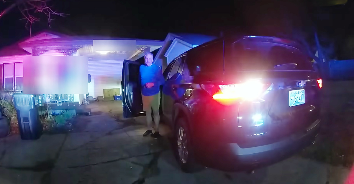 (VIDEO) Un poliţist de patrulare din SUA a arestat un alt poliţist căpitan pentru condus în stare de ebrietate, deşi era rugat să oprească camera