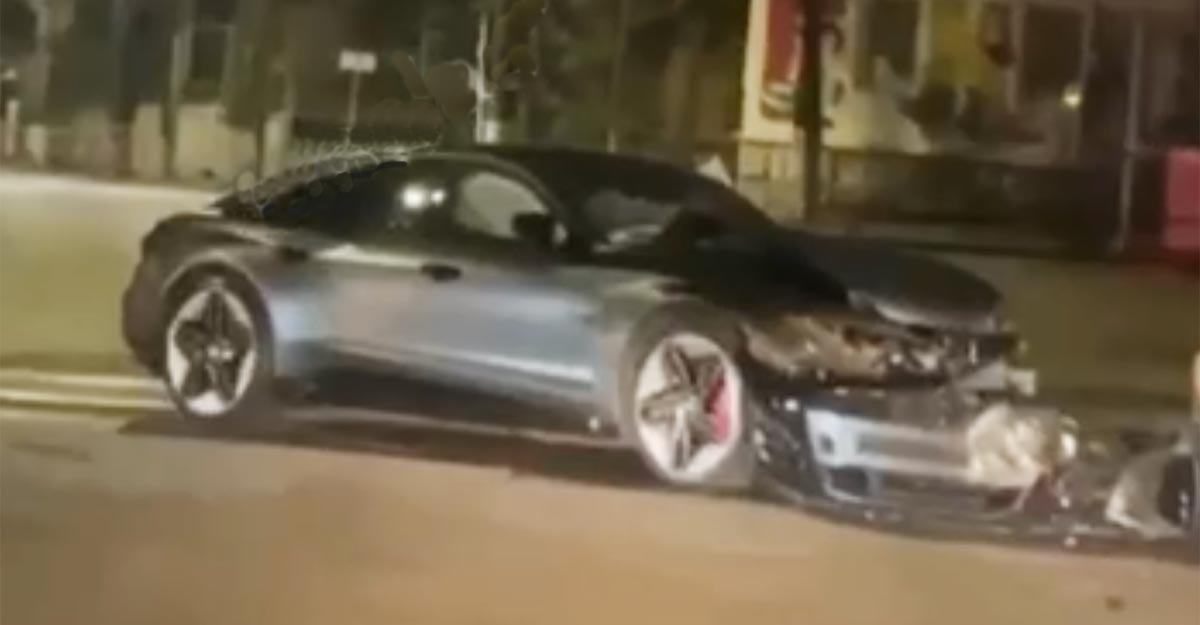 (VIDEO) Au apărut imaginile accidentului cu un Audi e-tron GT electric cu numere de Bucureşti şi un Lexus în Chişinău