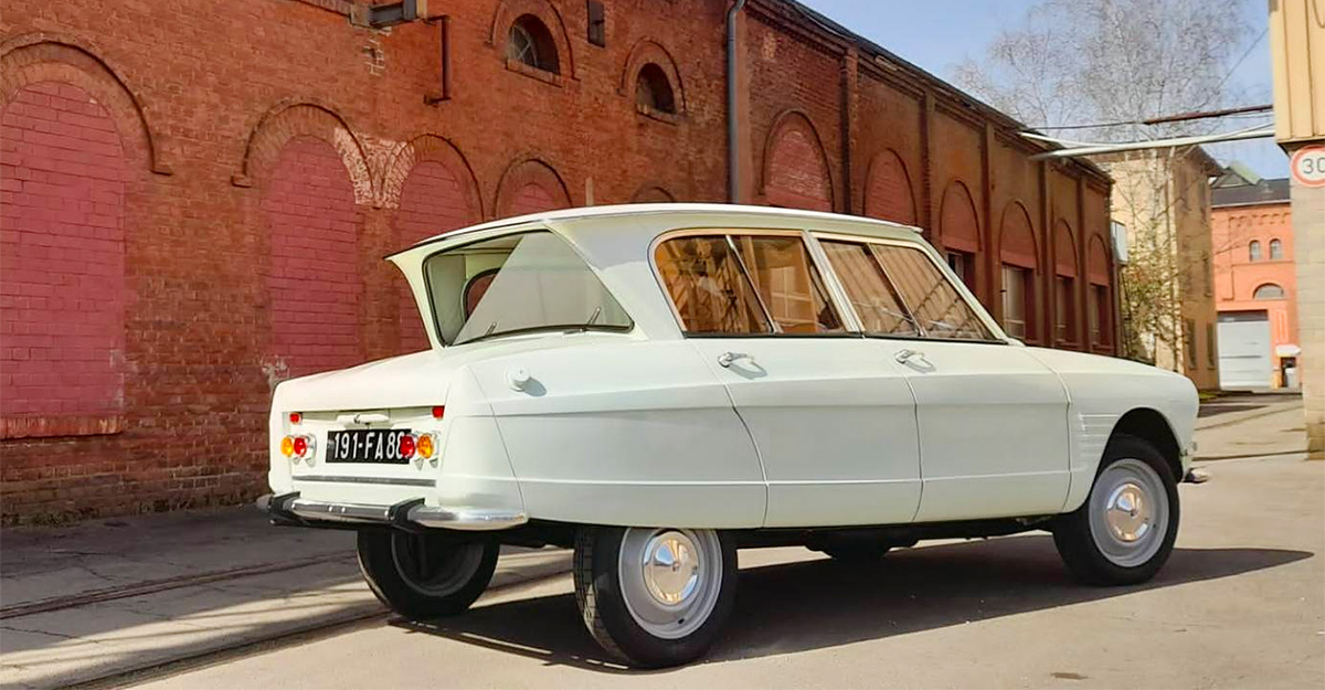 Maşina bizară din Franţa anilor 60, un Citroen Ami 6 cu motor răcit cu aer, scos la vânzare în Luxemburg