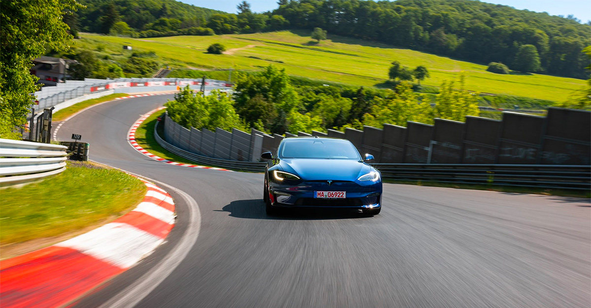 (VIDEO) Noua Tesla Model S Plaid Track Package a stabilit un nou record pe Nurburgring