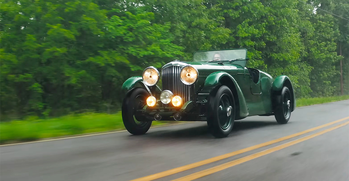(VIDEO) Cum sună şi cum se conduce un Bentley de acum aproape 90 de ani, condus cândva la Le Mans timp de 24 de ore de acelaşi pilot
