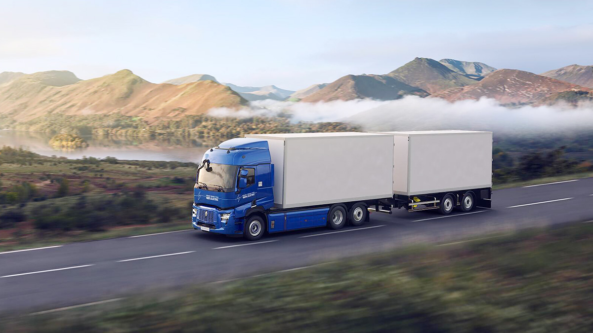 (VIDEO) Primele camioane electrice Renault T E-Tech de distanţă lungă ajung să fie livrate, iar parametrii acestora amintesc de Volvo