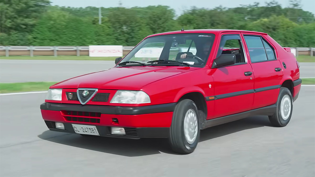 (VIDEO) Cum arată şi cum se conduce o Alfa Romeo 33 clasică, cu motor 1.5 boxer şi tracţiune 4x4 în zilele noastre