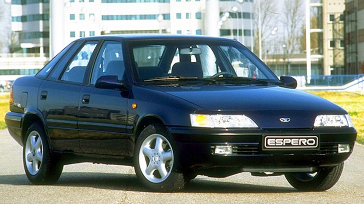 Istoria curioasă a lui Daewoo Espero, maşina cu substrat de Opel şi design italian, care trebuia să fie un Citroen