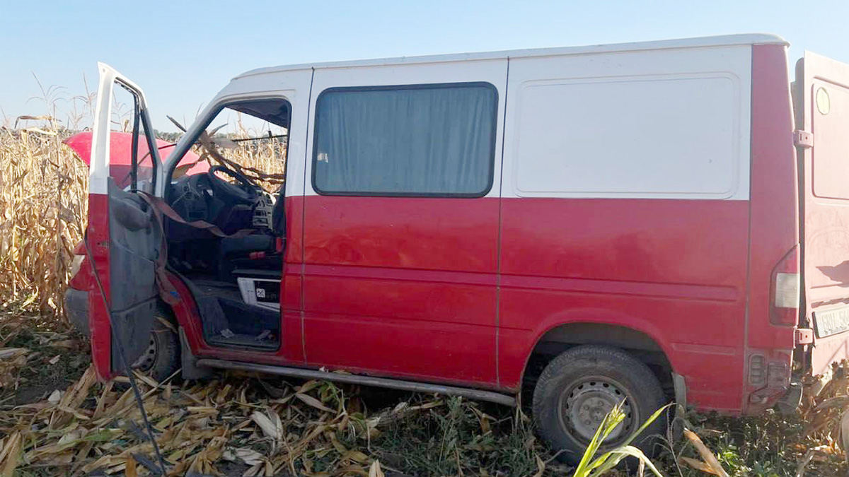 O centură de siguranţă prinsă doar de formă a luat ieri viaţa unui şofer din Moldova