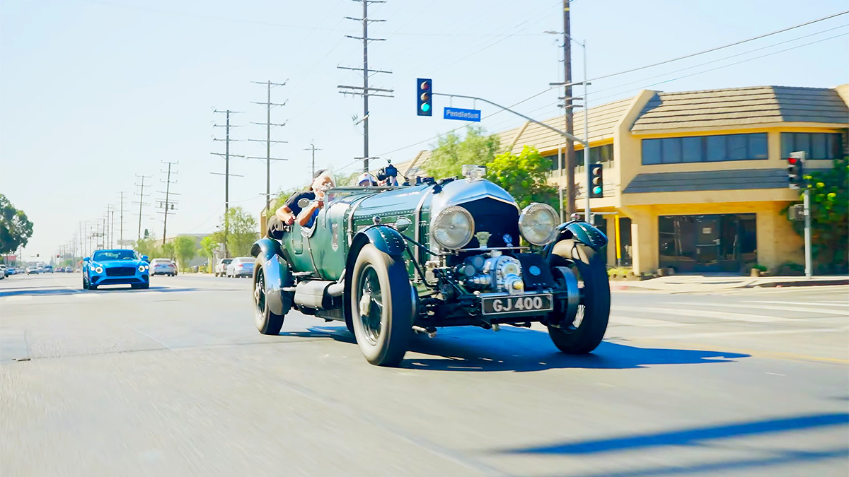 (VIDEO) Cum e să conduci un Bentley de 100 ani, cu un motor de 27 de litri şi 650 CP