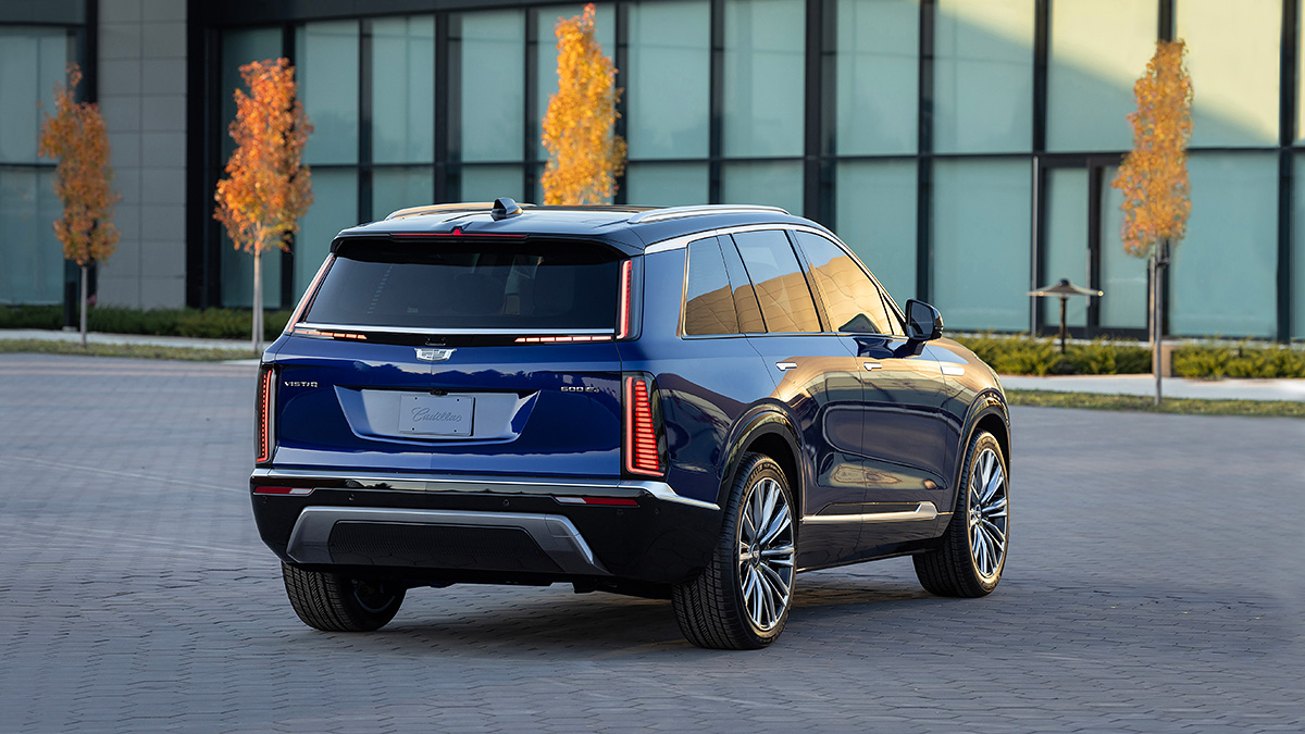 Cadillac anunţă noul Vistiq, un SUV electric mai mare decât Lyriq, apropiat de dimensiunile lui Escalade IQ